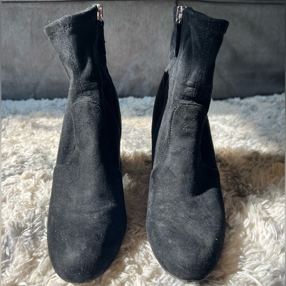 Steve Madden Vegan Gaze Bootie - Picture 2 of 13